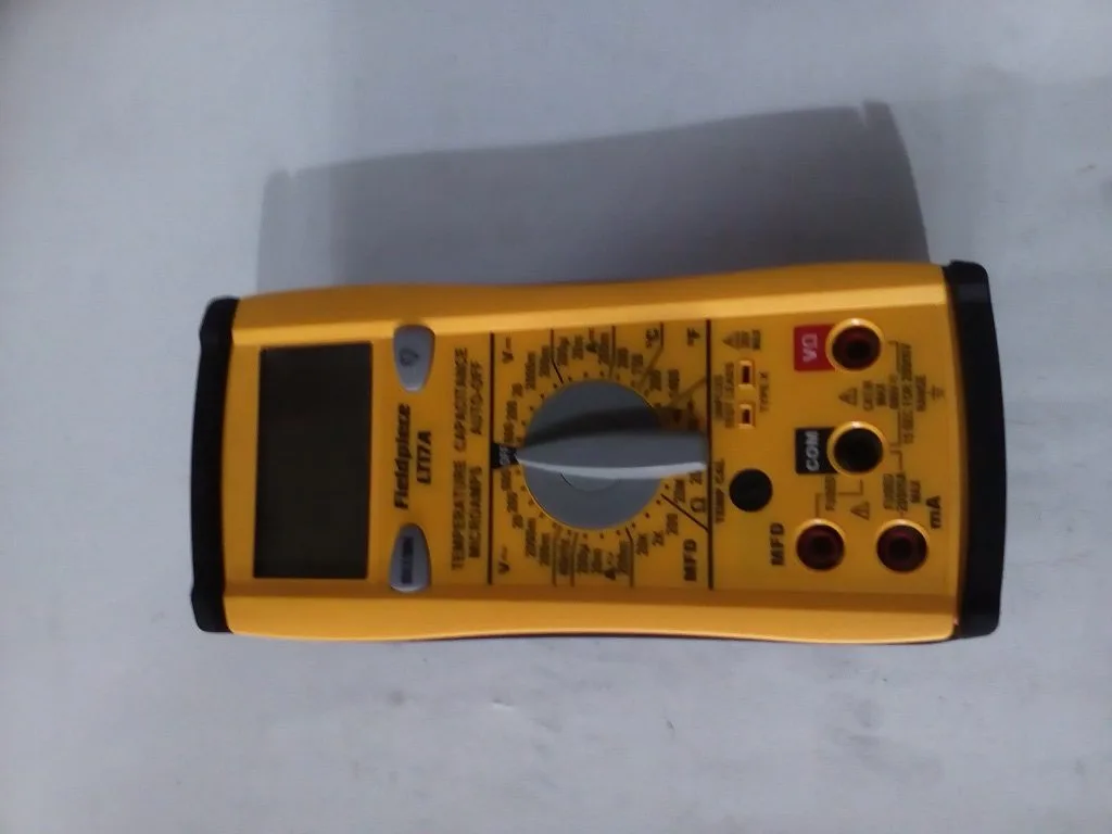 FIELDPIECE LTI7A (600VAC/DC) DIGITAL MULTIMETER